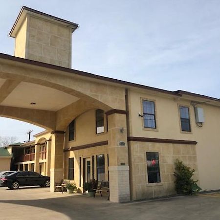 Pinn Road Inn And Suites Lackland Afb And Seaworld San Antonio Extérieur photo