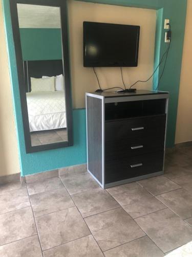 Pinn Road Inn And Suites Lackland Afb And Seaworld San Antonio Extérieur photo