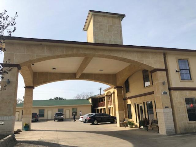 Pinn Road Inn And Suites Lackland Afb And Seaworld San Antonio Extérieur photo